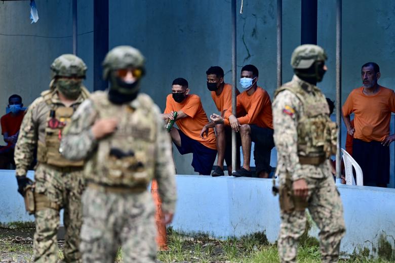 Military personnel carry out welding tasks to reinforce security in the wards in order to prevent riots, at the Penitenciaria del Litoral in Guayaquil, Ecuador, on April 9, 2025. (Photo by MARCOS PIN / AFP)