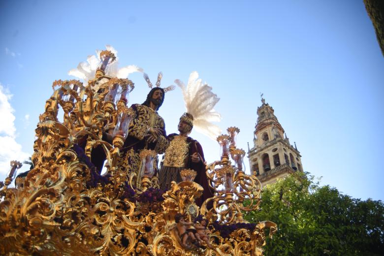 La Merced y la Estrella regresan a casa