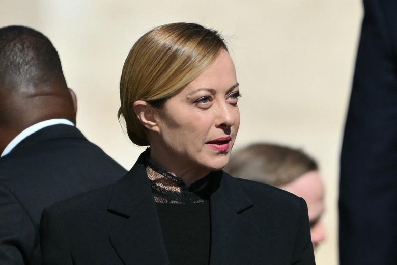 La primer ministra italiana Georgia Meloni durante el funeral del Papa Francisco en la Plaza de San Pedro