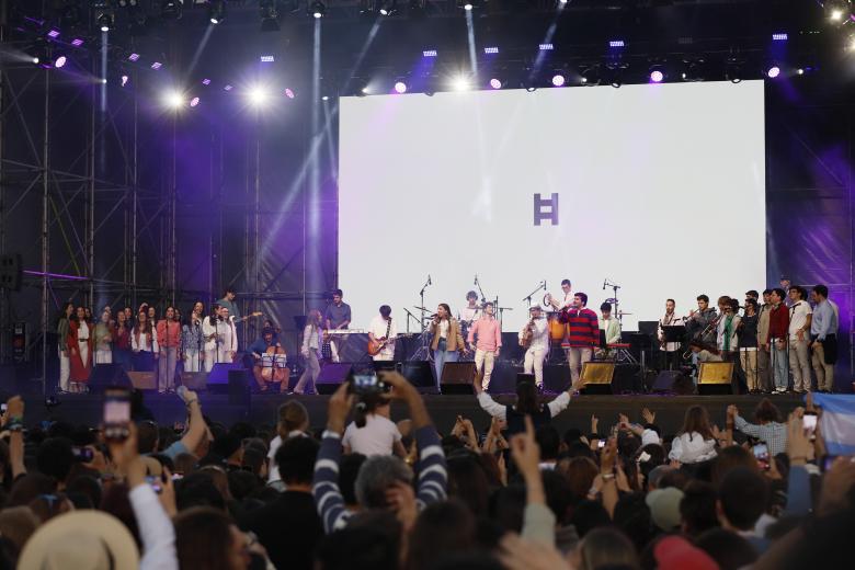 Hakuna Fiesta de la Resurrección III