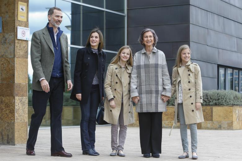 Spanish Kings Felipe VI (on his 50 birthday) and Letizia Ortiz with daughters Princess of Asturias Leonor de Borbon and Sofia de Borbon during the imposition of the necklace of the Order " Golden Fleece / Toison de Oro " on 30 Tuesday January 2018