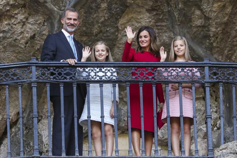 Spanish King Felipe VI and Queen Letizia with daughters Infantas Leonor and Sofia and emeritus Queen Sofia in the HospitalLaMoraleja in Madrid, on Sunday, April 8, 2018.