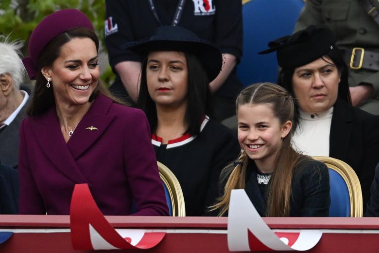 La Princesa de Gales y su shija