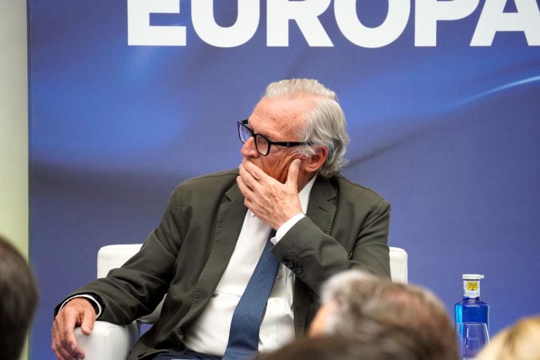 Acto del Día de Europa con Alberto Núñez Feijóo en Córdoba