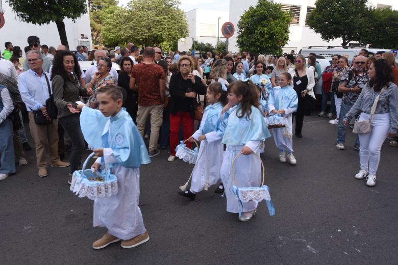 La procesión de la Virgen de Fátima, en imágenes