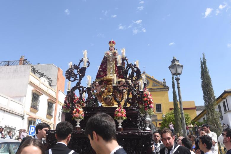 La procesión del Niño Jesús de Praga, en imágenes