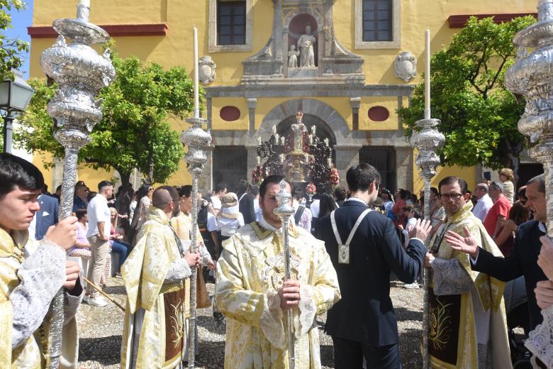 La procesión del Niño Jesús de Praga, en imágenes