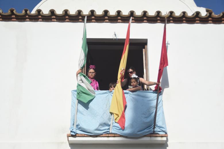 La procesión de la Virgen de Linares, en imágenes