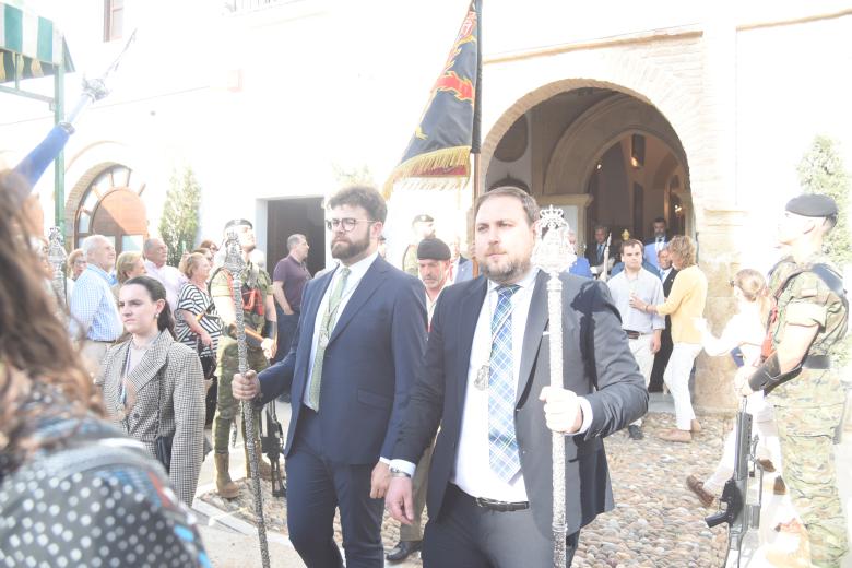 La procesión de la Virgen de Linares, en imágenes