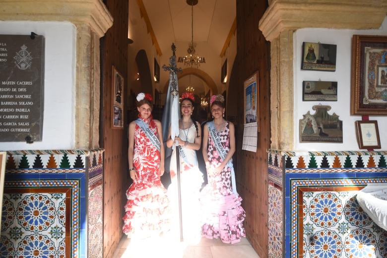 La procesión de la Virgen de Linares, en imágenes