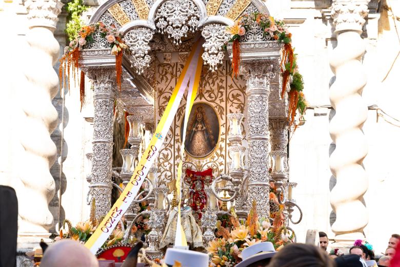 Salida de la Hermandad del Rocío de Córdoba desde San Pablo
