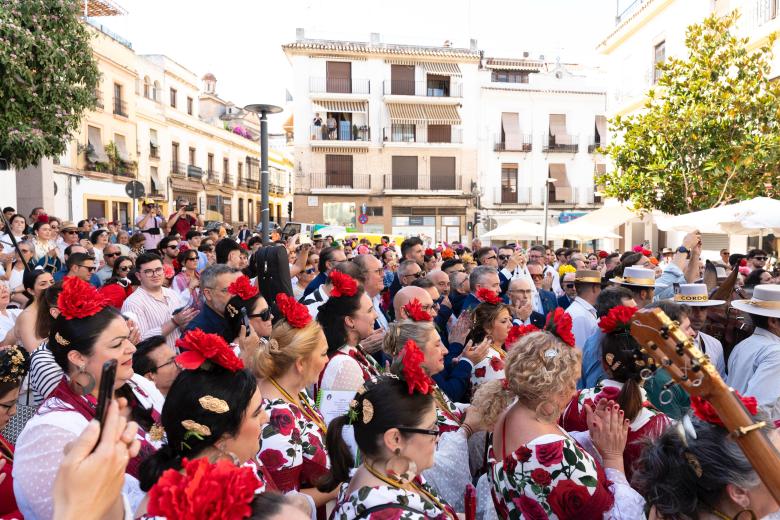 Salida de la Hermandad del Rocío de Córdoba desde San Pablo