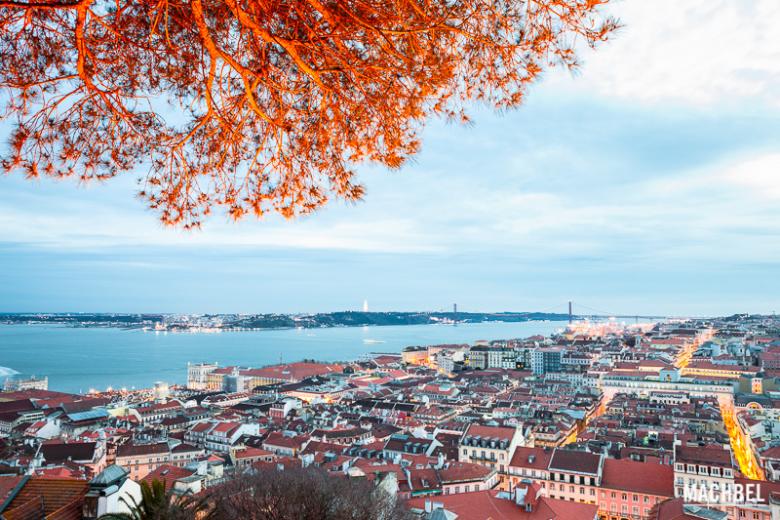 Lisboa al atardecer desde el castillo de San Jorge Víctor Gómez