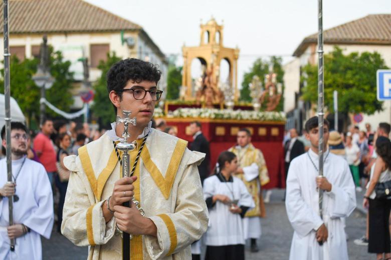 La procesión del Corpus de Cañero, en imágenes