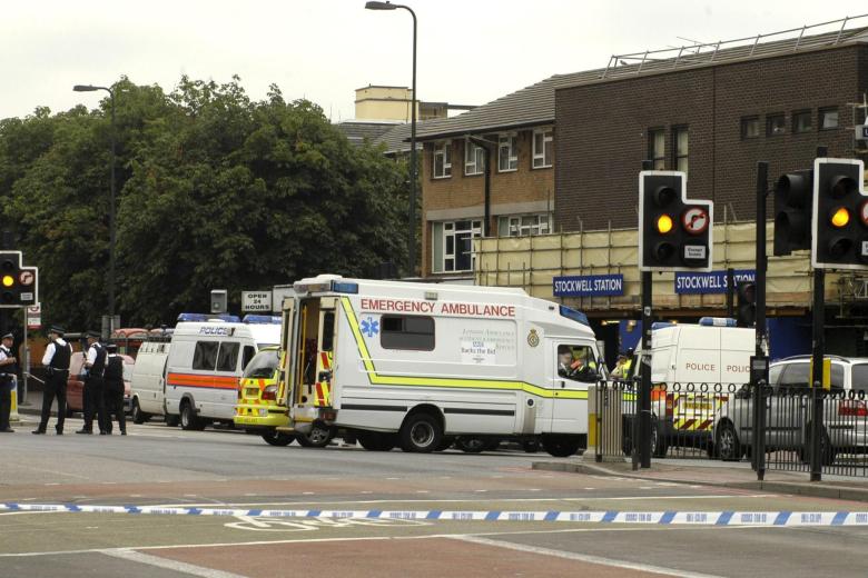 Londres conmemora los 20 años del peor atentado terrorista