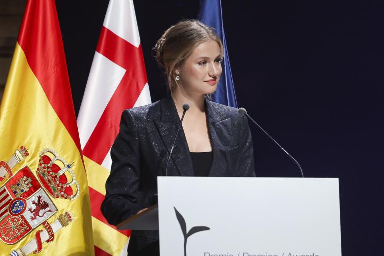 Spanish King Felipe VI and Princess Leonor de Borbon  attending Princess of Girona awards 2025 in Girona on Wednesday, 23 July 2025.
mirandose a los ojos