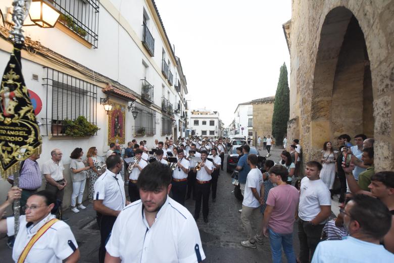 El barrio de San Lorenzo vive su día grande