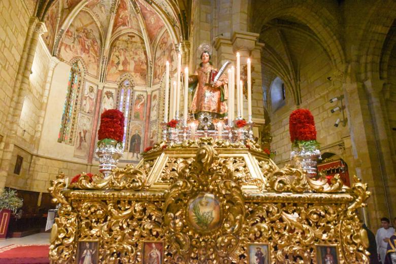 El barrio de San Lorenzo vive su día grande