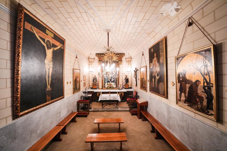 Vistazo del interior de la capilla de la Cuadra de San Isidro