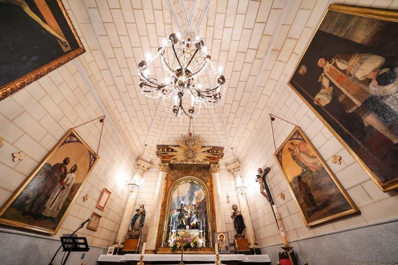 Vistazo del interior de la capilla de la Cuadra de San Isidro