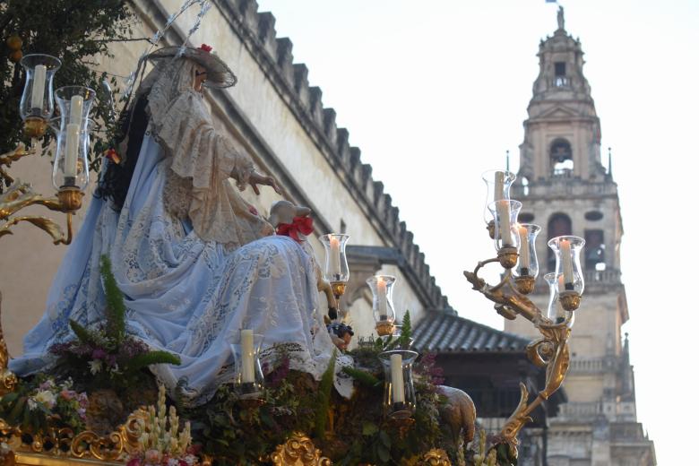 La procesión de la Divina Pastora, en imágenes