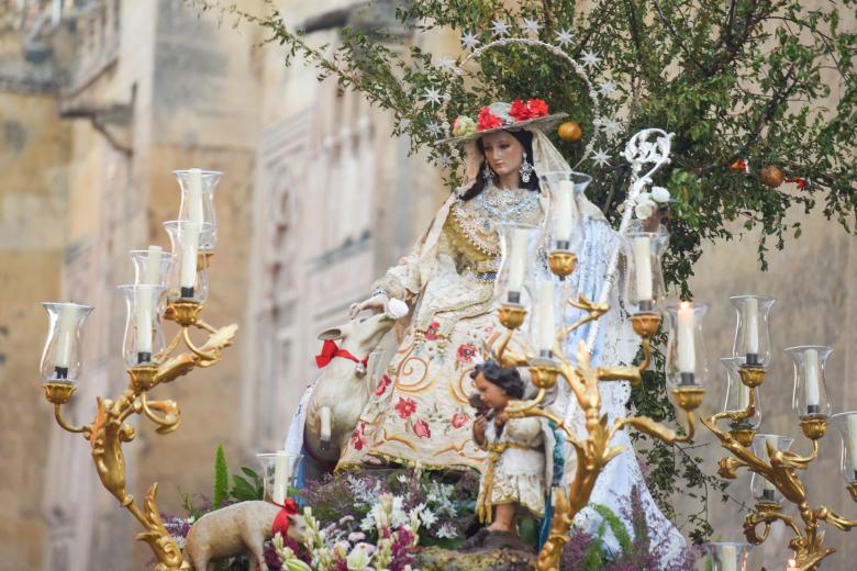 La procesión de la Divina Pastora, en imágenes