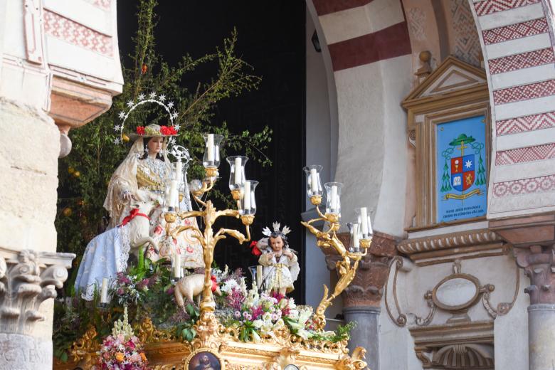 La procesión de la Divina Pastora, en imágenes