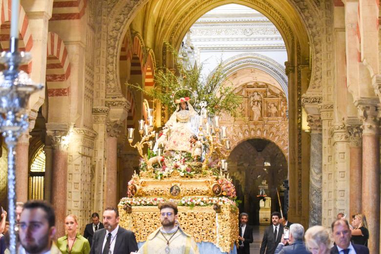 La procesión de la Divina Pastora, en imágenes