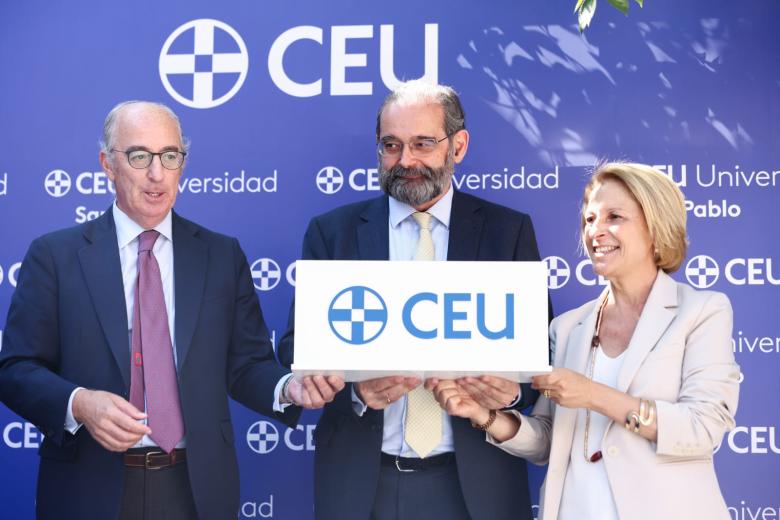 Presentación de la nueva imagen del CEU
Presentación de la nueva imagen del CEU