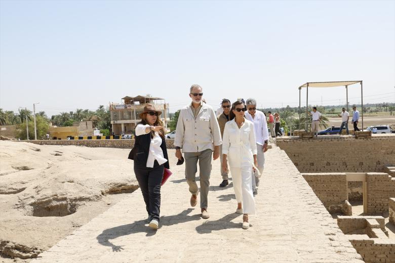 Los Reyes Felipe VI y Letizia durante un recorrido por las misiones arqueológicas españolas, a 19 de septiembre de 2025, en El Cario (Egipto). Los Reyes han realizado su primer viaje de Estado a la República Árabe de Egipto del 16 al 19 de septiembre, que sirve para poner de relieve y reforzar los lazos y las relaciones bilaterales entre ambos países.

Casa Real
19 SEPTIEMBRE 2025;REYES;EGIPTO
19/9/2025