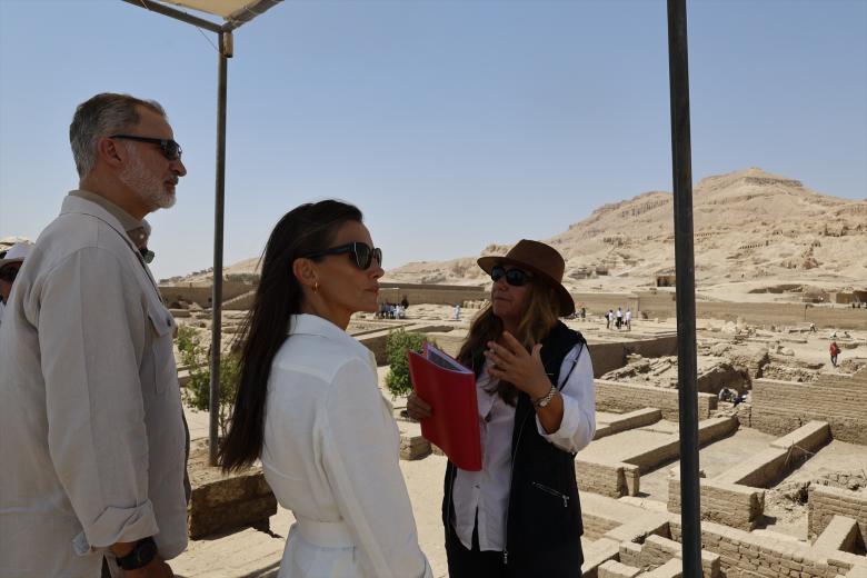 Los Reyes Felipe VI y Letizia durante un recorrido por las misiones arqueológicas españolas, a 19 de septiembre de 2025, en El Cario (Egipto). Los Reyes han realizado su primer viaje de Estado a la República Árabe de Egipto del 16 al 19 de septiembre, que sirve para poner de relieve y reforzar los lazos y las relaciones bilaterales entre ambos países.

Casa Real
19 SEPTIEMBRE 2025;REYES;EGIPTO
19/9/2025