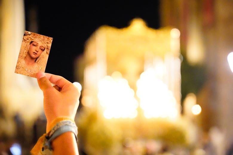 Los detalles del Via Crucis Magno de Córdoba, en imágenes