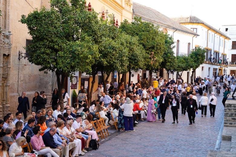 Los detalles del Via Crucis Magno de Córdoba, en imágenes