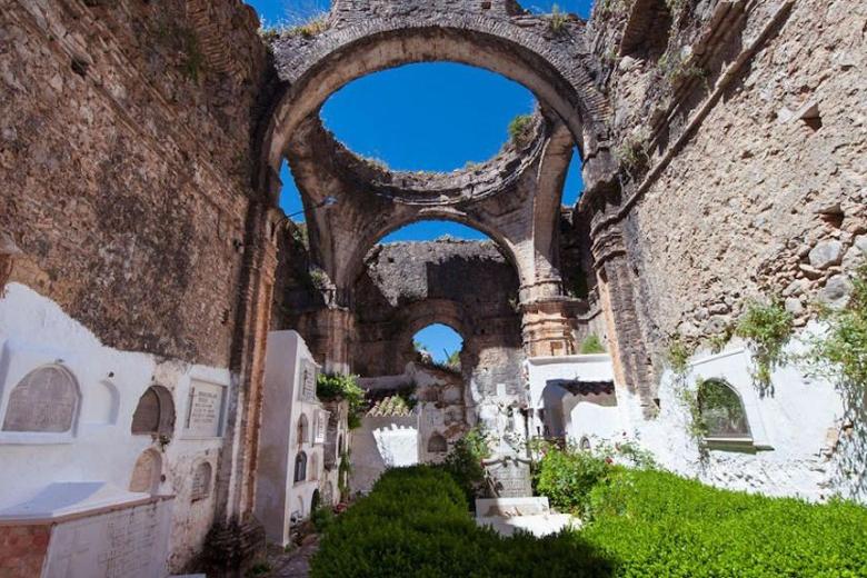Cementerio de Villaluenga del Rosario