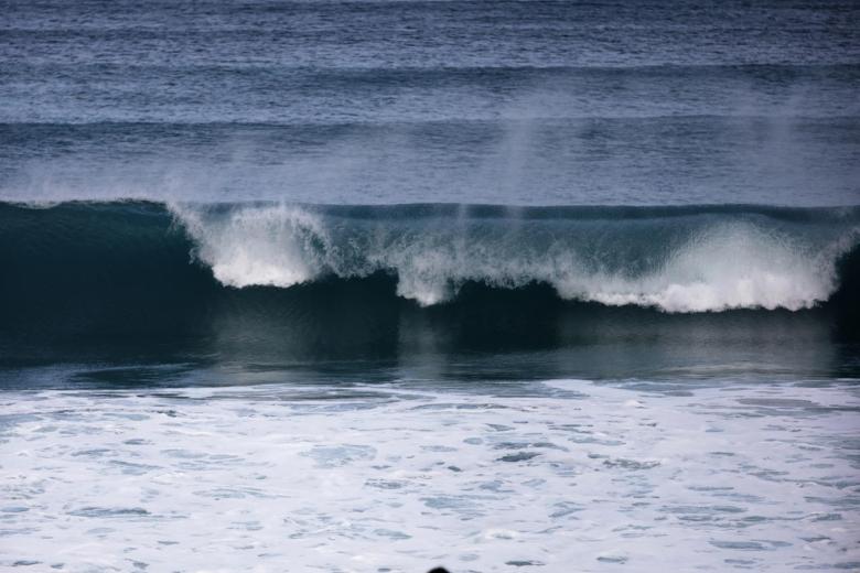 VALDOVIÑO (A CORUÑA), 11/11/2025.- Un frente atlántico asociado a la borrasca Claudia dejará precipitaciones, especialmente en Galicia y también afectarán al oeste de Castilla y León y noroeste de Extremadura. La temperaturas máximas experimentarán, en general, un ascenso. En la imagen, la playa de A Frouxeira en Valdoviño (A Coruña) esta mañana. EFE/ kiko delgado