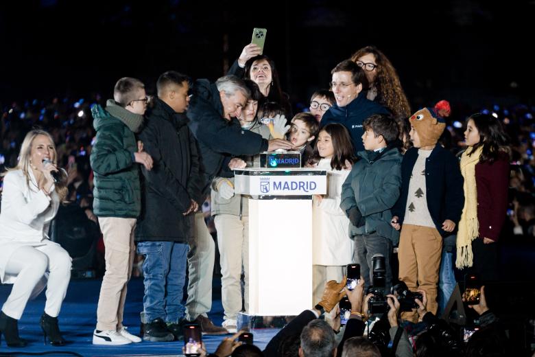 Acto del encendido navideño de Madrid 2025