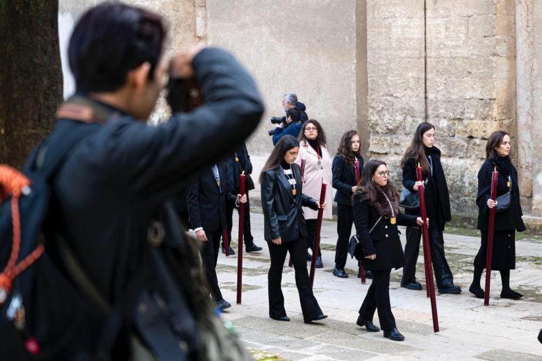 Las Reliquias de los Santos Mártires en procesión, en imágenes