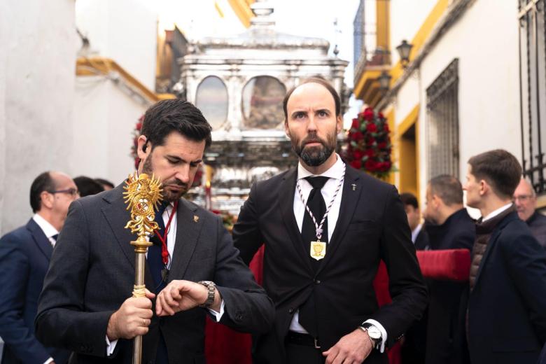 Las Reliquias de los Santos Mártires en procesión, en imágenes