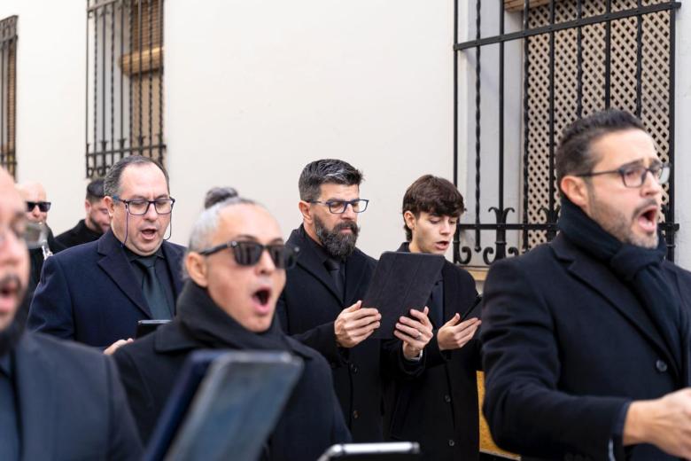 Las Reliquias de los Santos Mártires en procesión, en imágenes