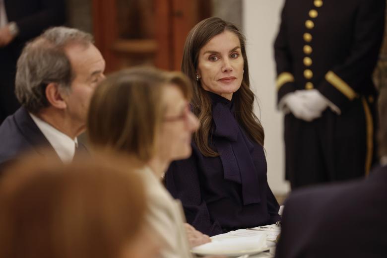 ARANJUEZ (MADRID), 09/12/2025.- La reina Letizia, durante el almuerzo posterior a la reunión del Patronato del Instituto Cervantes este martes en Aranjuez (Madrid). EFE/ Chema Moya POOL