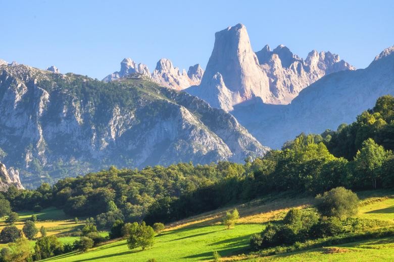 Naranjo de Bulnes (Asturias)