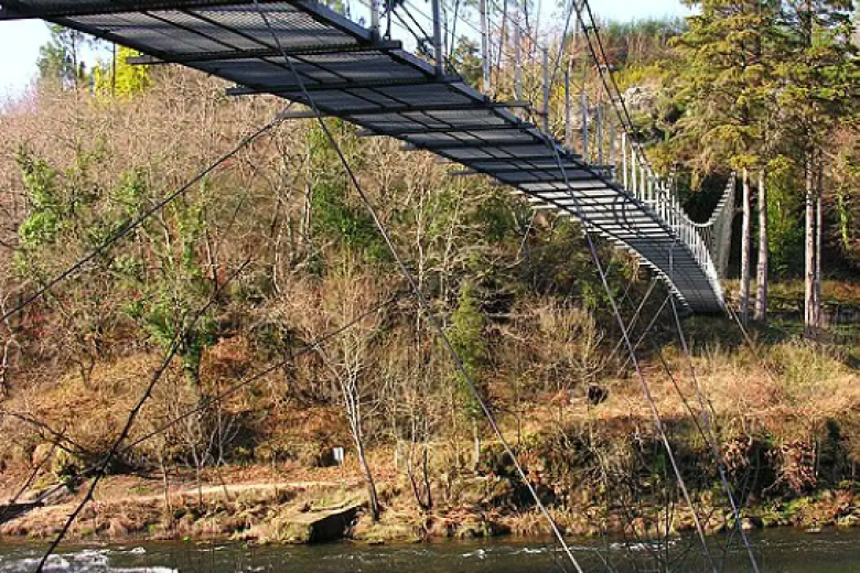 Ruta del Puente Colgante de O Xirimbao