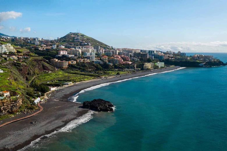 Madeira (Portugal): playa urbana y clima suave