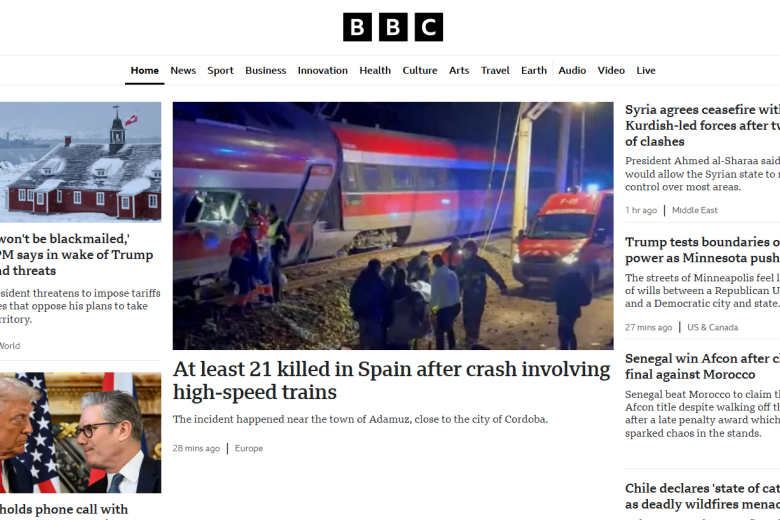 La BBC daba un lugar destacado al accidente, junto a los principales hitos de la información internacional de este domingo.