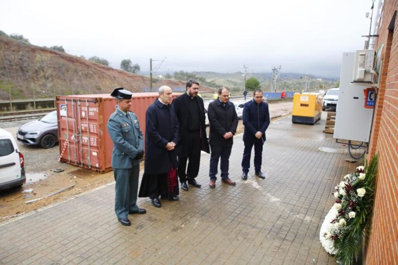 La misa funeral en Adamuz por las víctimas del accidente ferroviario, en imágenes