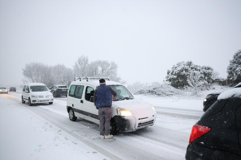 Imágenes de la nevada que ha cubierto de blanco la región