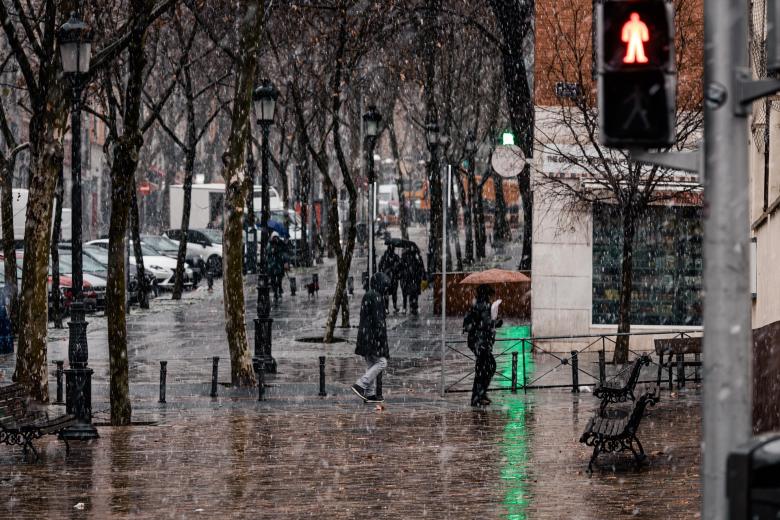 Imágenes de la nevada que ha cubierto de blanco la región