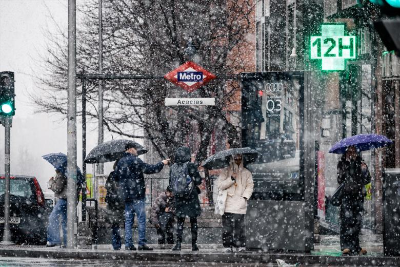 Imágenes de la nevada que ha cubierto de blanco la región