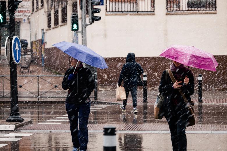 Imágenes de la nevada que ha cubierto de blanco la región