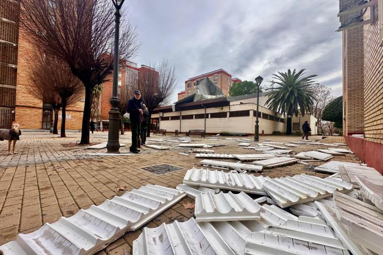 Parroquia Virgen del Camino, con el techo arrancado